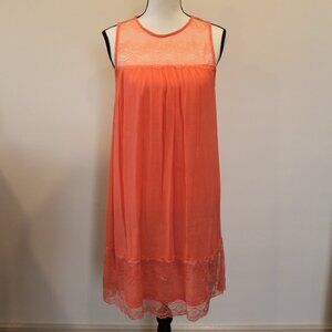 NWT Llove Sleeveless Coral Dress with Lace Size Large